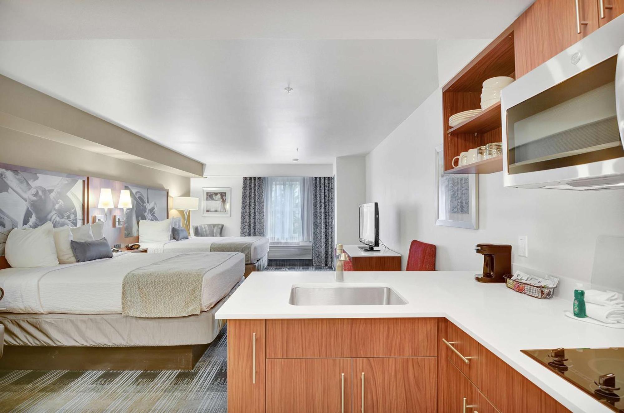 Executive Residency By Best Western Navigator Inn & Suites Everett Ngoại thất bức ảnh